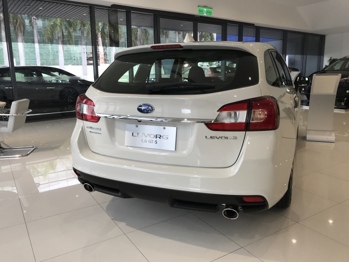 2018 outback eyesight +levorg 展間賞車 (圖多)