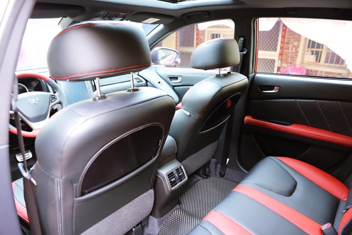 【開箱/紀錄】LUXGENG U6 GT220 @ 我們的第一部車