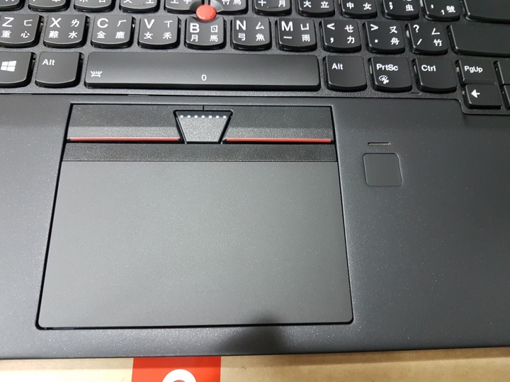 [開箱] ThinkPad T470S 簡單開箱