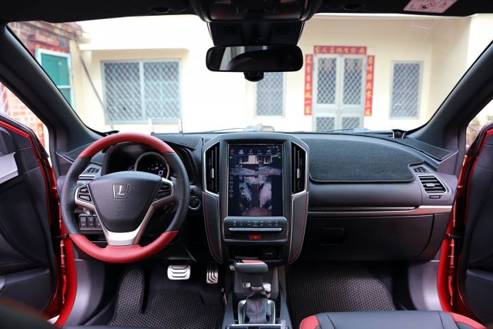 【開箱/紀錄】LUXGENG U6 GT220 @ 我們的第一部車