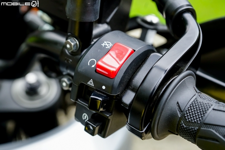 讓冒險持續進行 2018 SUZUKI V-Strom 1000 試駕