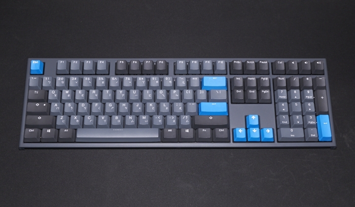 Ducky ONE 2 天際線+地平線