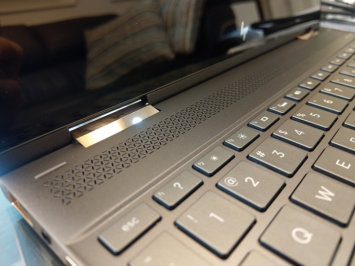 [12.17更新解決過熱問題] 奢華翻轉 Intel 第8代 HP Spectre x360 13t 美版開箱 (圖多注意)