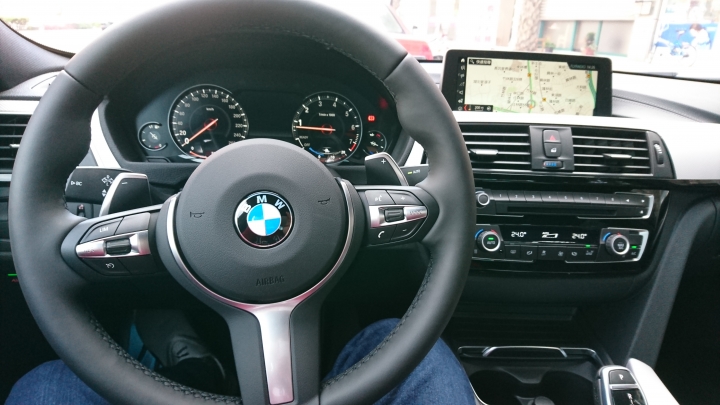2018年式 320I M_sport 簡單開箱