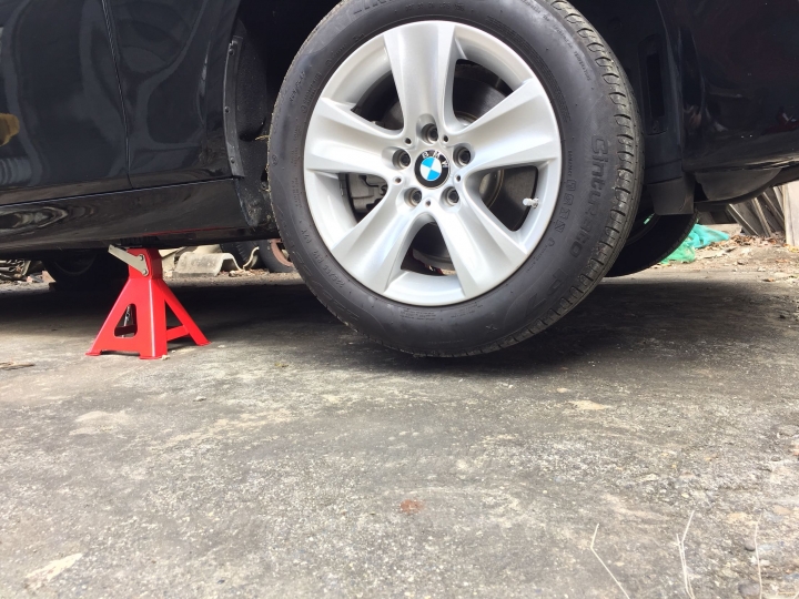 BMW F10 2013年 美規528i N20B20A引擎 DIY更換機油及機油濾芯