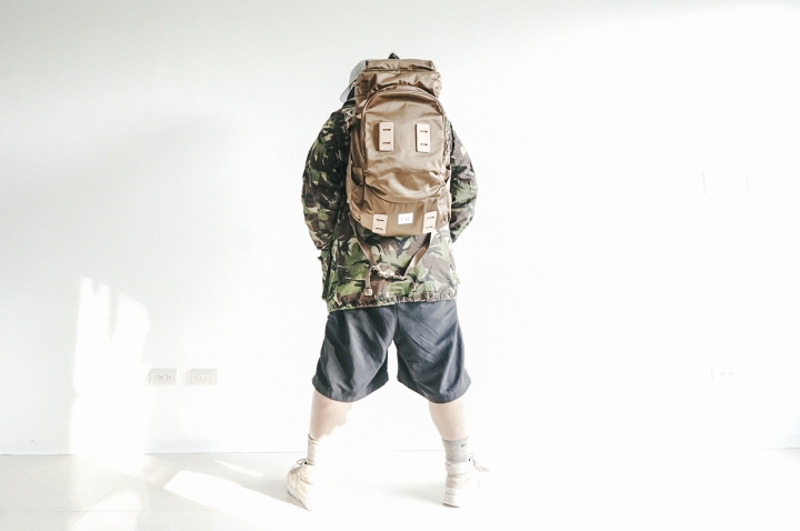 [ 開箱 ]  Urban Outdoor 機能時尚，F/CE SATIN BIG TRAVEL BP