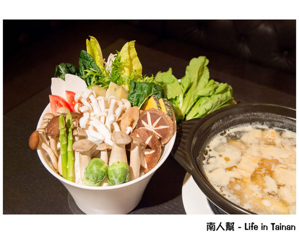 【台南美食】蔬食不等於素食|單點.鍋物套餐|健康飲食也可以很美味|蔬食料理~桂田蔬食