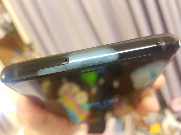 NOTE 8 掉漆.....