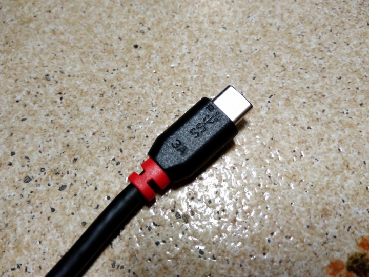 LINDY USB 2.0(41881 A)/USB 3.0 / (41917 A)Type-C快速充電線體驗心得