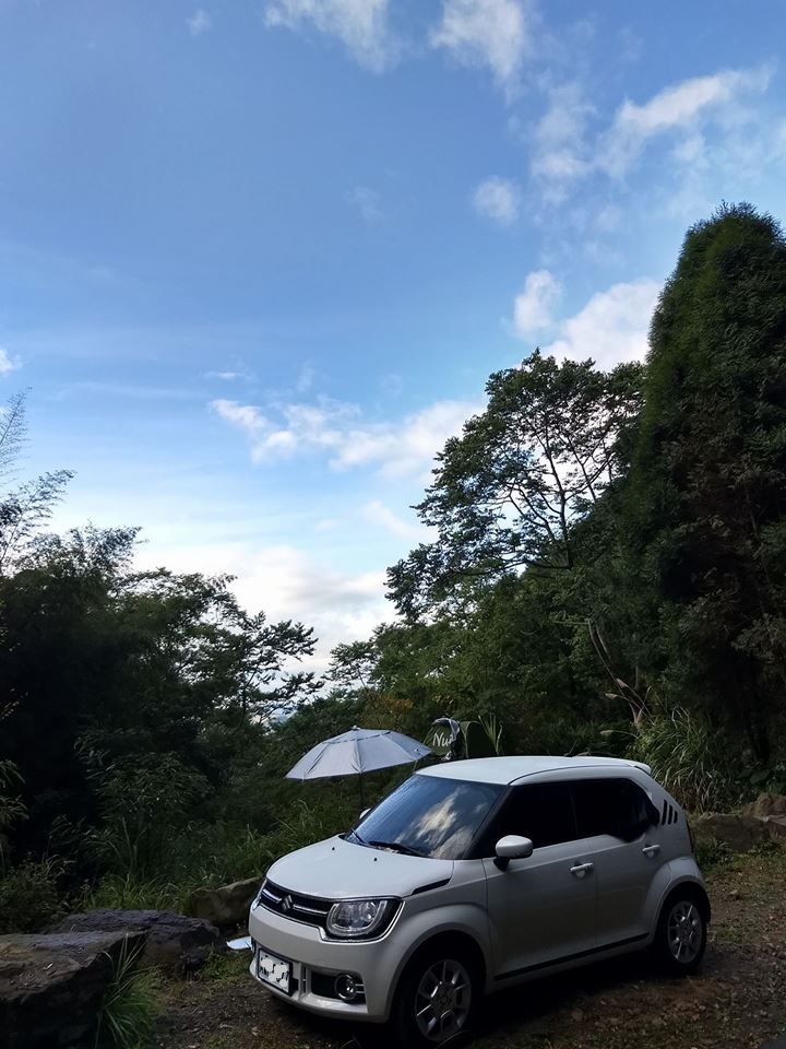 IGNIS【微型SUV】應用潛力 = 越野爬坡，露營車宿