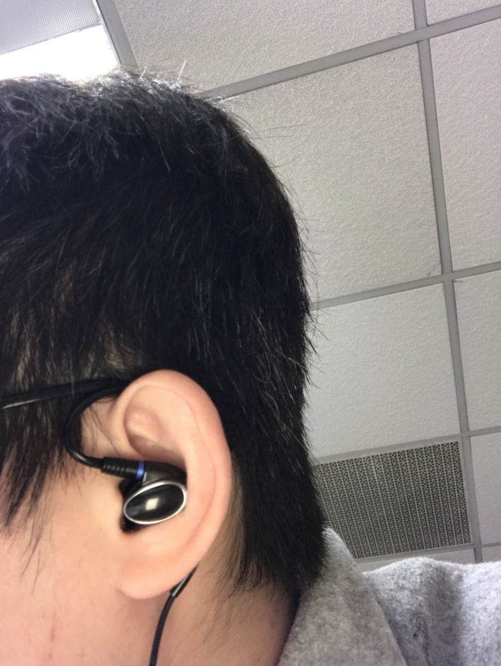 【開箱】 聿鑫(FiiO) 明眸圈鐵耳機FH1