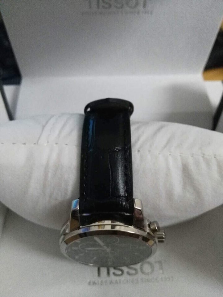 麻煩幫忙鑑定Tissot Prc200真偽