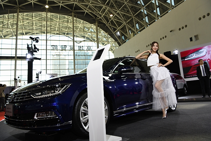 2018 高雄世界新車大展蓋樓