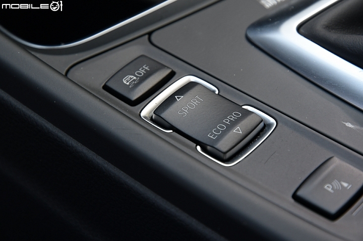 動感帥氣恰到好處，BMW 320i Sport Line試駕報導