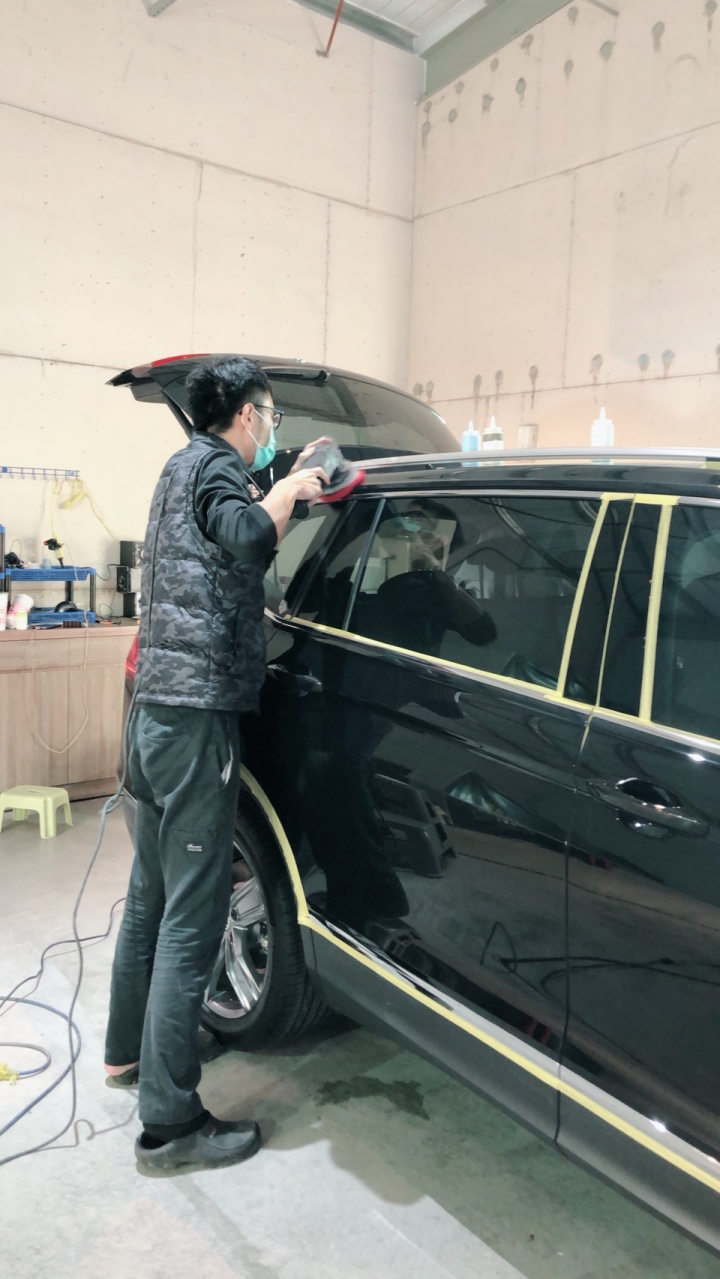 Tiguan Allspace 400 TDI 黑瓜開箱