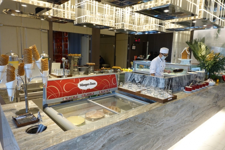 【食記】板橋火車站/板橋凱撒大飯店。朋派自助餐廳buffet吃到飽