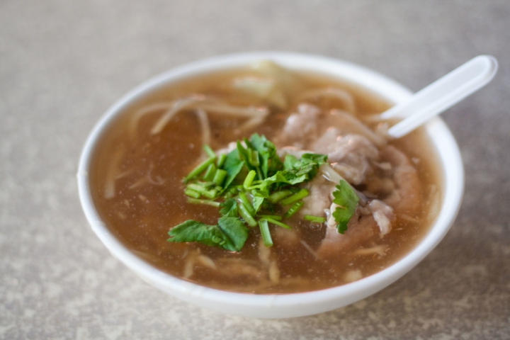 【美食。食記】彰化 彰化市 簡單好味 便宜暖心 ㄎㄚㄟ香菇肉羮