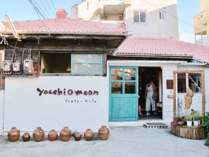 【Okinawa．走跳】沖繩國際通周邊巷弄散策-壺屋通.平和通與牧志市場飯糰