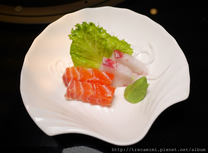 【食記】高雄宮圓日本料理-香港旅客最愛國賓漢來推薦！超澎拜盆裝海鮮火鍋/超佛心超值商業午餐