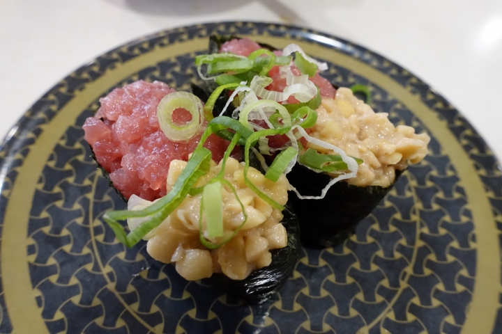 【食記】捷運民權西路站。HAMAはま壽司HAMASUSHI~日本來的平價迴轉壽司 一盤只要40元