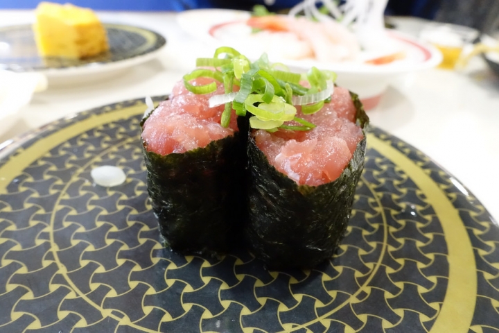 【食記】捷運民權西路站。HAMAはま壽司HAMASUSHI~日本來的平價迴轉壽司 一盤只要40元