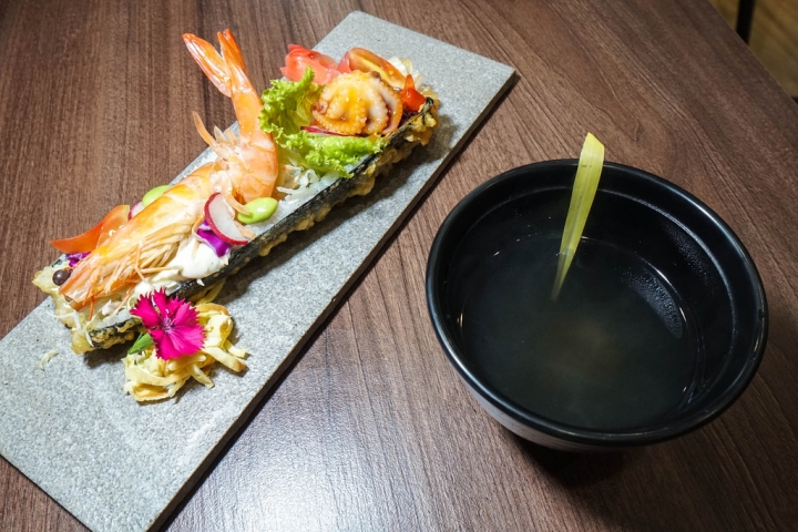 台中美食 | 鯣口鮮板前料理 家樂福豐原店 以台灣的食材 推出季節限定料理 創造獨特米食文化