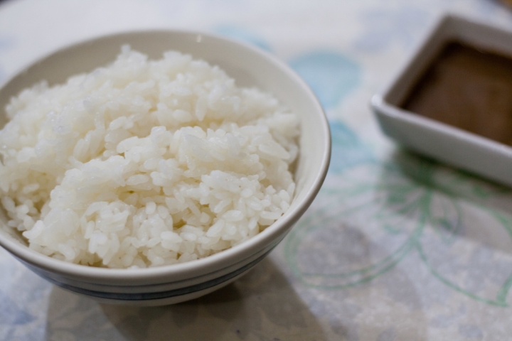 【美食。食記】東京 新橋 曾經是東京第一的炸牛排 牛かつ おか田 炸牛排