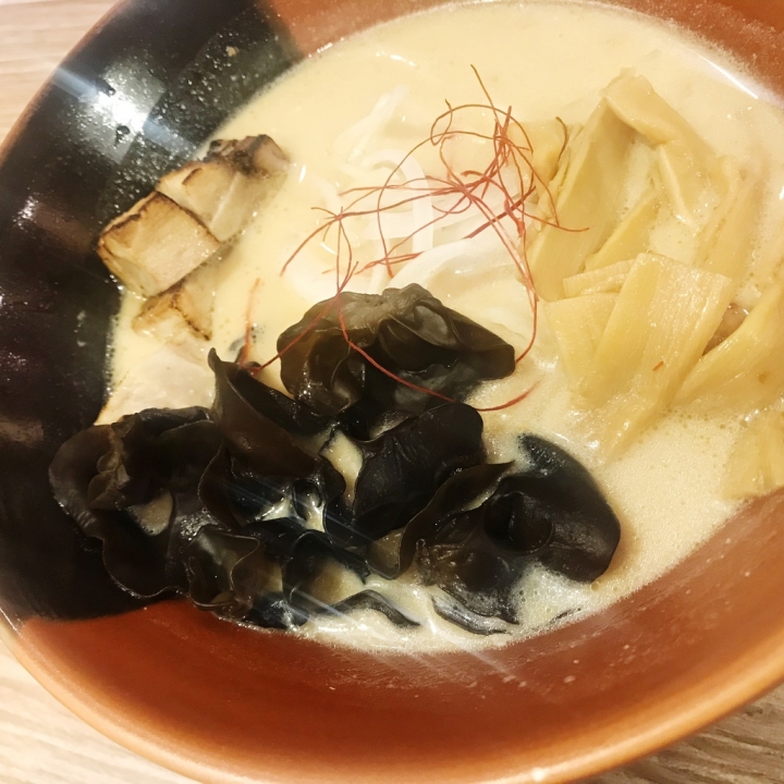 『美食推薦』高雄/左營 札幌炎神拉麵 漢神巨蛋商圈