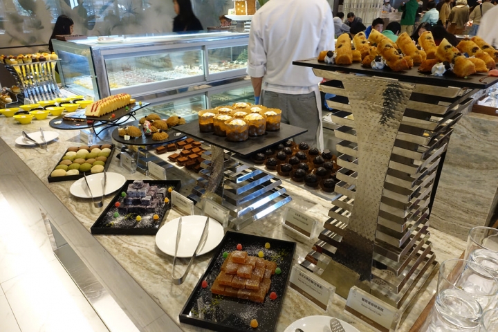 【食記】板橋火車站/板橋凱撒大飯店。朋派自助餐廳buffet吃到飽
