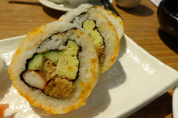 【食記】高雄鼓山區。賴桑壽司屋~平價偏台式的日本料理