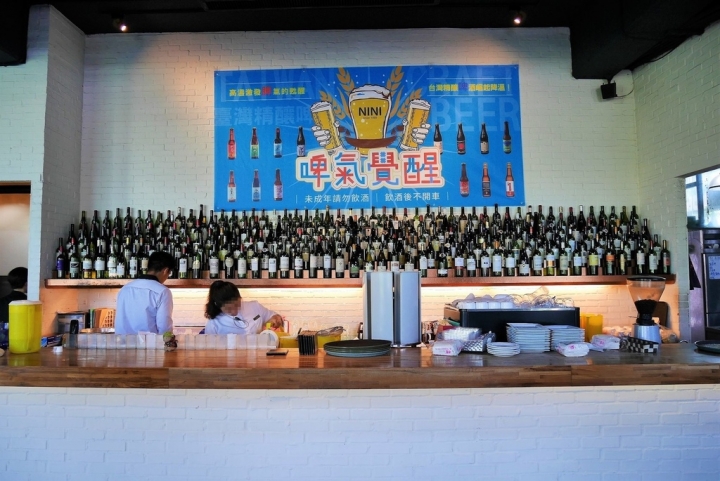【桃園蘆竹 | 餐廳】擁有迷人旋轉樓梯與大份量餐點的義式庭園餐廳✡NINI尼尼義大利餐廳(南崁店)