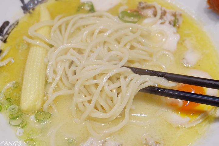 【拉麵】台北必吃雞白湯拉麵店，想吃到幾乎都是高難度