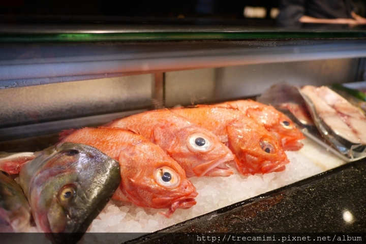【食記】高雄宮圓日本料理-香港旅客最愛國賓漢來推薦！超澎拜盆裝海鮮火鍋/超佛心超值商業午餐