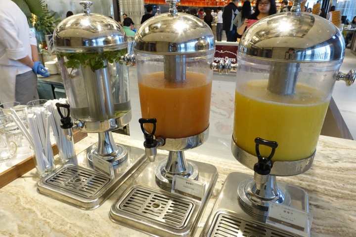 【食記】板橋火車站/板橋凱撒大飯店。朋派自助餐廳buffet吃到飽