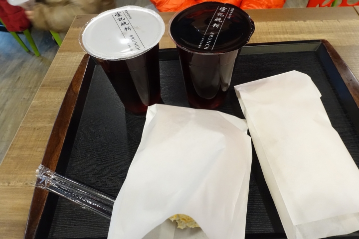 【食記】板橋新埔站/莊敬路。塗記燒餅~中西式早餐皆有 燒餅好吃推薦