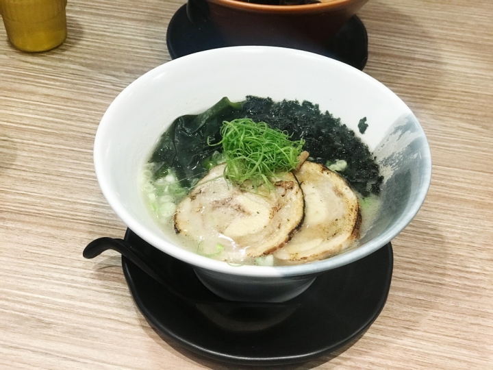 『美食推薦』高雄/左營 札幌炎神拉麵 漢神巨蛋商圈