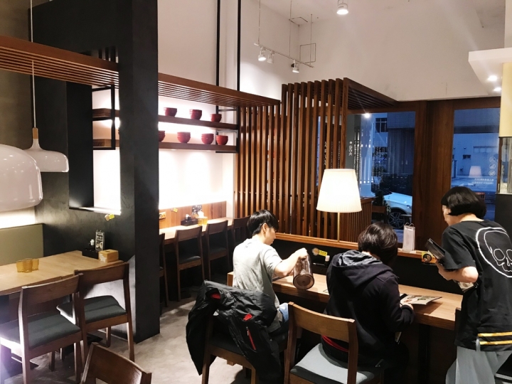 『美食推薦』高雄/左營 札幌炎神拉麵 漢神巨蛋商圈