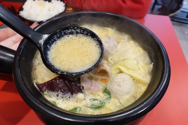 【食記】板橋江子翠站/雙十路美食。老先覺麻辣窯燒鍋雙十店