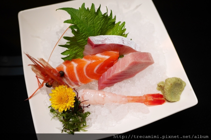 【食記】高雄宮圓日本料理-香港旅客最愛國賓漢來推薦！超澎拜盆裝海鮮火鍋/超佛心超值商業午餐