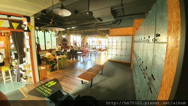 『台南遊記』- 中西區友愛街.承億輕旅Light Hostel + 林家魚皮 / 海安路 / 青年旅店 / 背包客