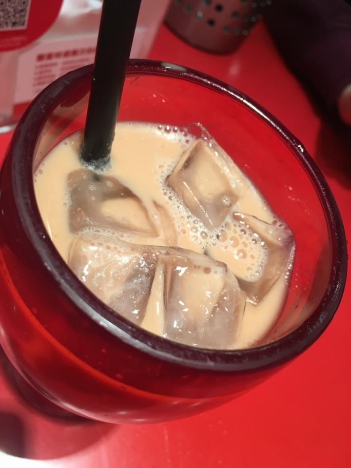 [泰式/越南河粉]瓦城品牌台中新光三越店~嚴選豬骨熬湯+泰國香料+海鮮/嫩肉=酸辣鮮甜香之泰味