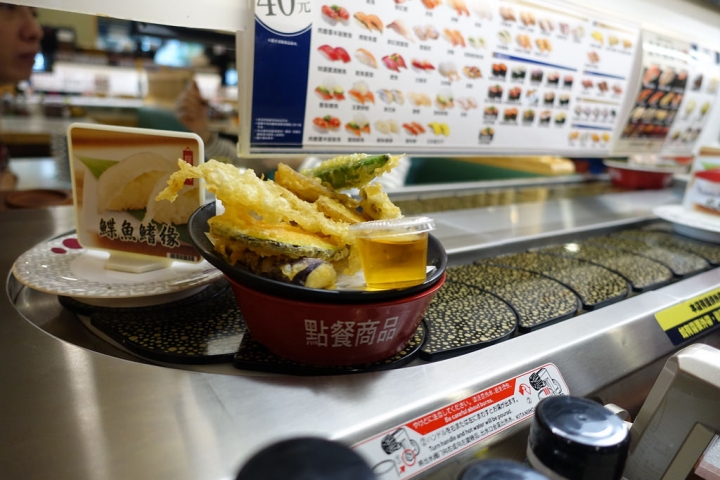 【食記】捷運民權西路站。HAMAはま壽司HAMASUSHI~日本來的平價迴轉壽司 一盤只要40元