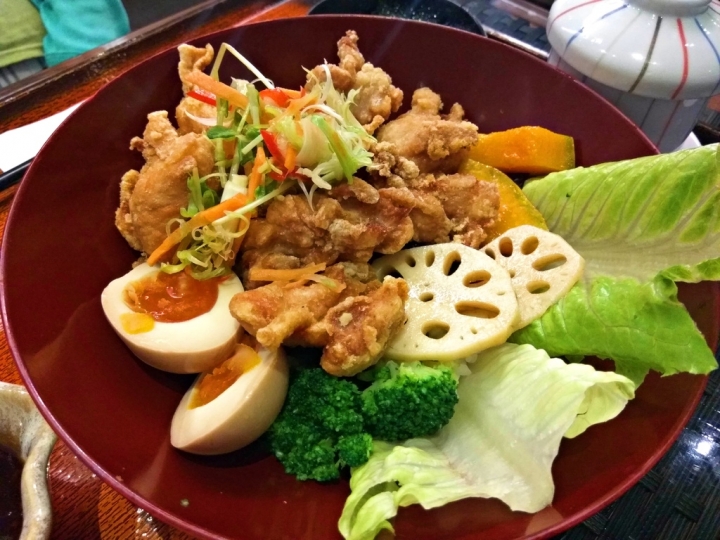 [日式料理]全家/大戶屋 台中老虎城店 定食~蓋飯~湯麵二訪食記~ 日本東京家庭料理風 ~ 原汁原味~~