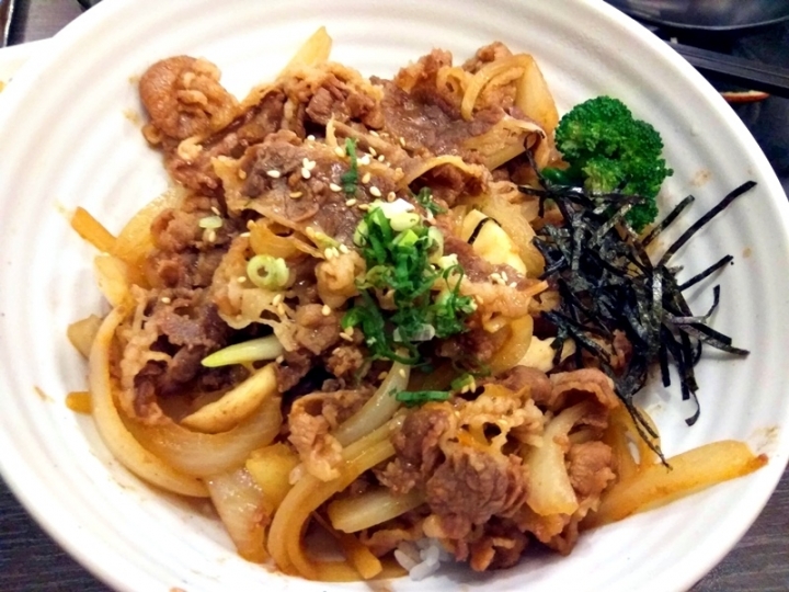 [日式料理]苗栗頭份市尚順附近饕客軒丼飯專賣店~前身谷軒~ 2017/10月底新開幕不久~丼飯口味好吃~