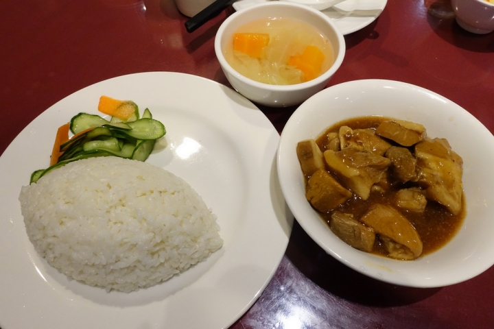 【食記】台北捷運公館站。翠薪越南餐廳