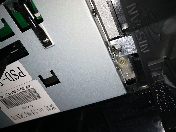 [分享] Nissan 2017年serena 加裝自動窗戶升降折疊後視鏡+前車影像+放大器+10.2吋螢幕影音主機 Diy