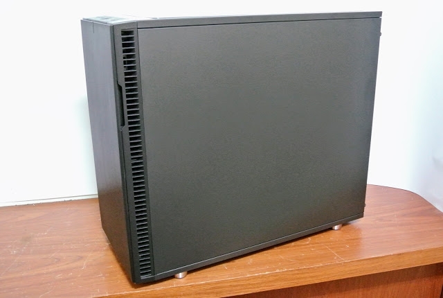 Fractal Design - Define R6 靜音機殼 輕測試