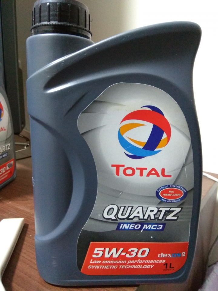 [Total 機油 5W30 MC3 的包裝] 16年跟17年改變跟品質問題請教
