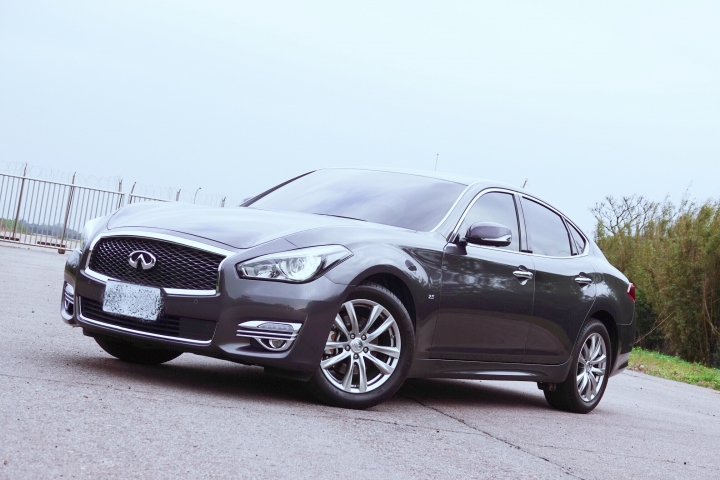 【微開箱】意外的美好- INFINITI Q70