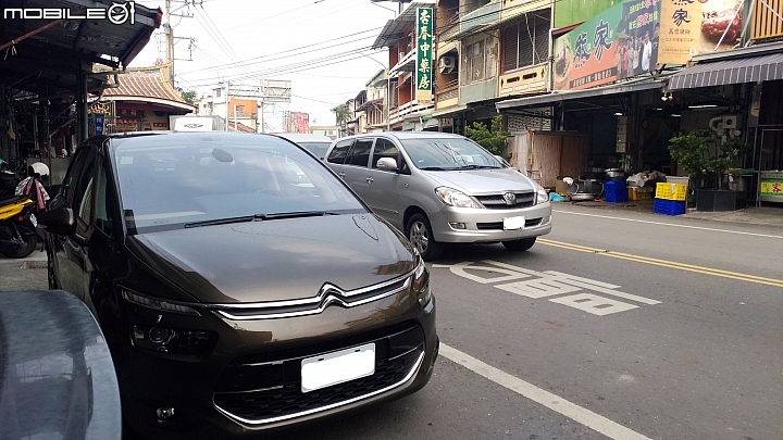 終於一圓自己的法國夢~~Citroen C4 Picasso 2.0